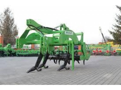 Глубокорыхлитель Bomet U476 3 зуба Глубокорыхлитель Bomet U476 3 зуба