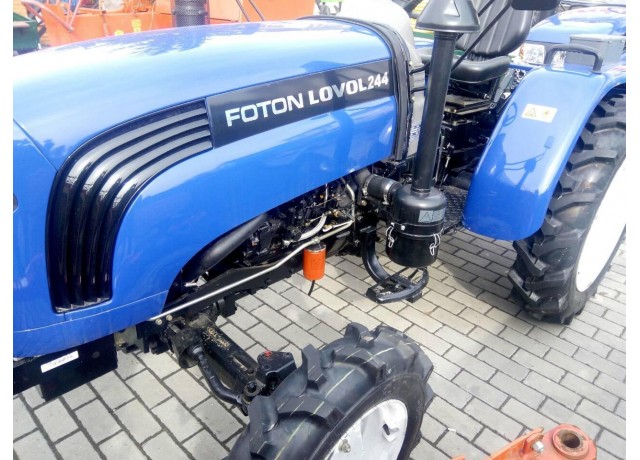 Трактор Foton Lovol T-244, Foton Lovol T-244 (люкс), DongFeng DF-244 D. Трактор Foton Lovol T-244, Foton Lovol T-244 (люкс), DongFeng DF-244 D.